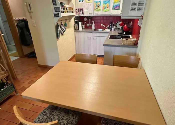 Accessible En Et En Voiture 아파트 로이커바드